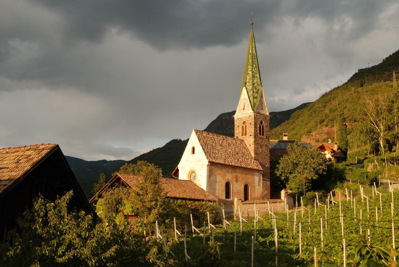 Weingut Messnerhof Apartment Bolzano Exterior photo